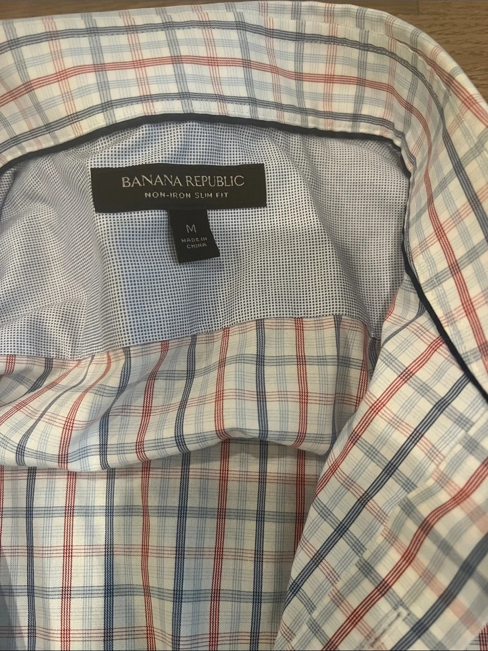 Banana Republic Light Blue and Pink Plaid Button-Down Shirt